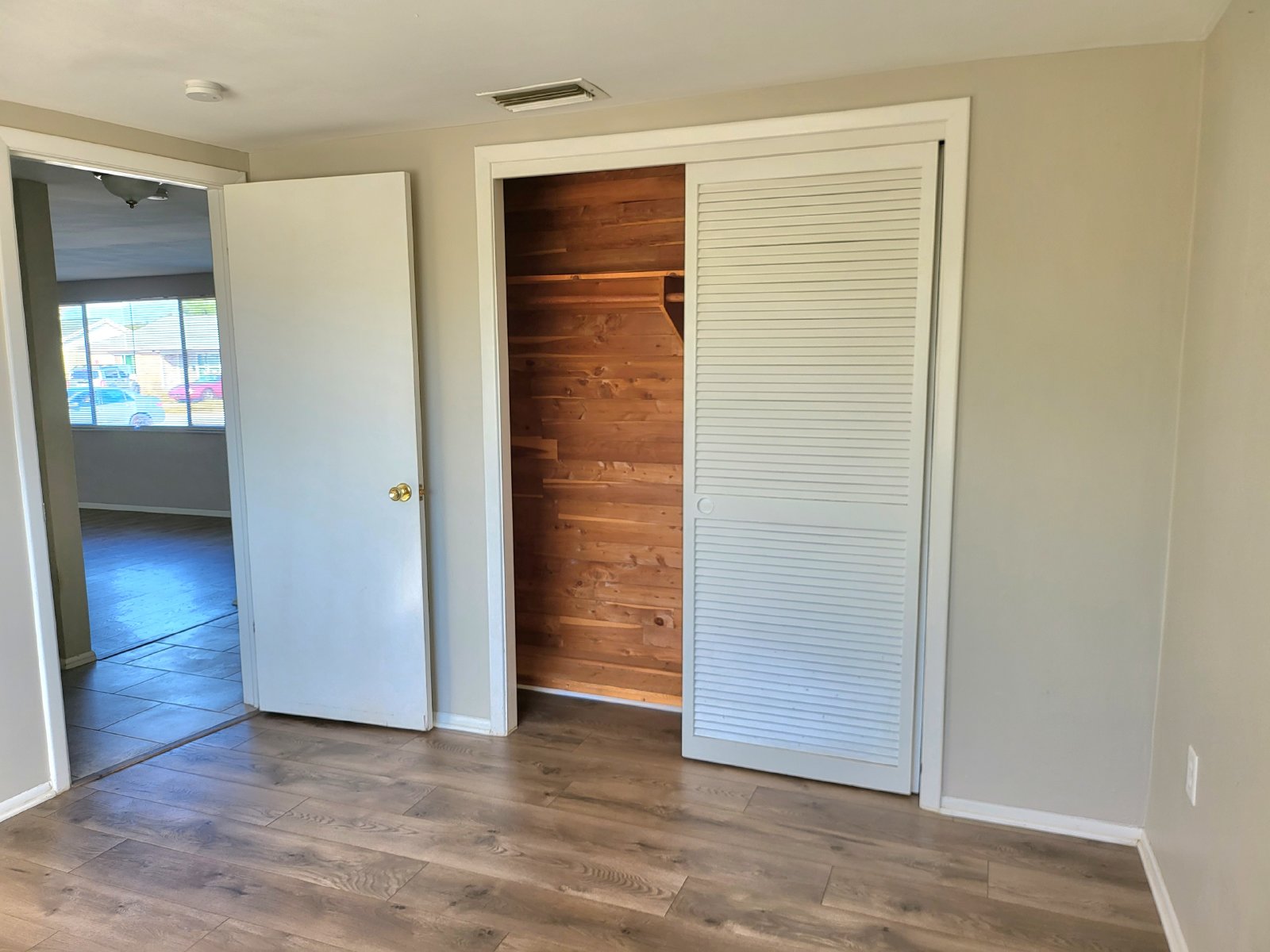 Newly Renovated Beautiful 2/2/1. property image