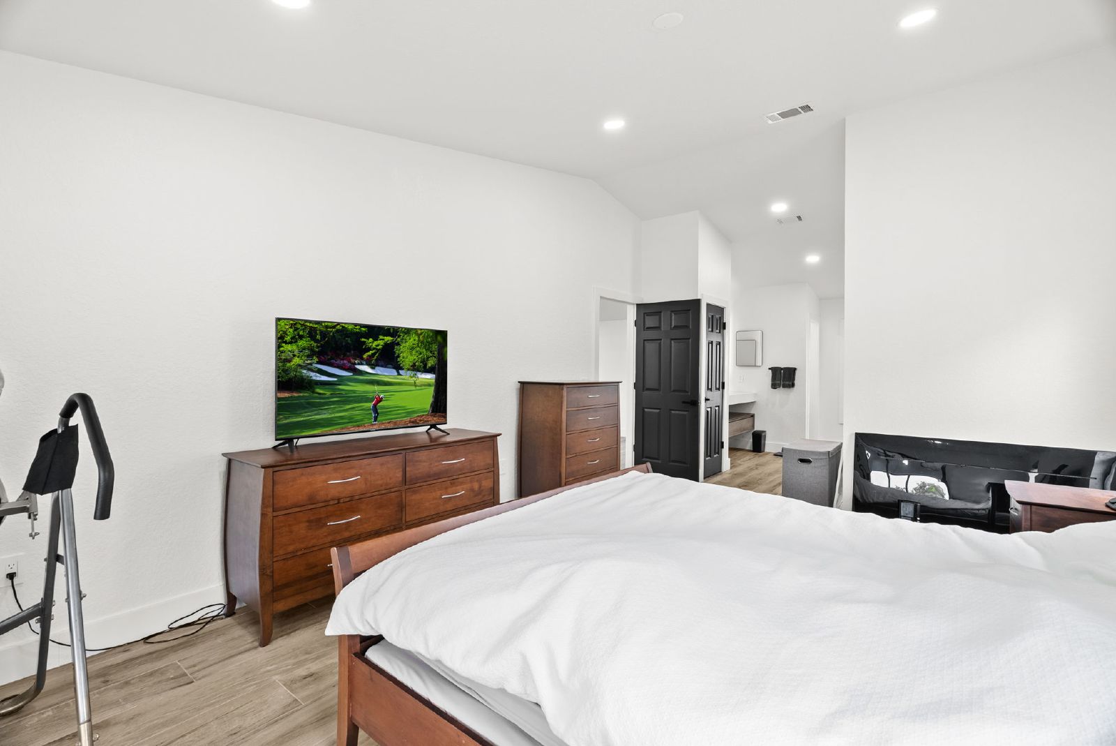 FIRST TIME Rental On Half Moon Lake!!! property image