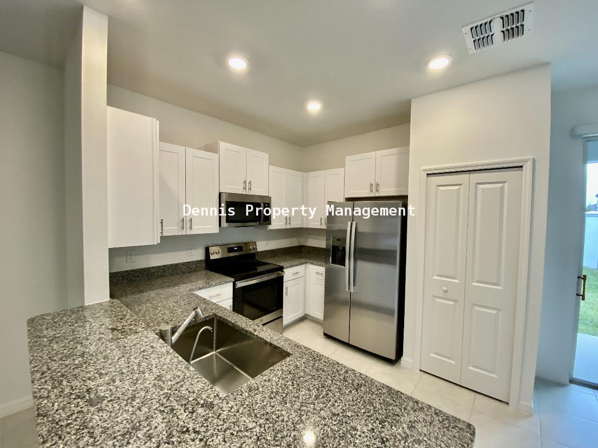 New 3 Bed 2.5 Bath, 1 Car Garage Luxury Townhouse In Mirada Community property image
