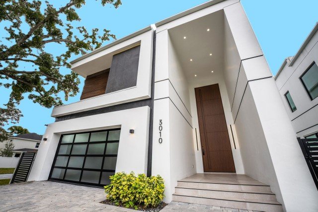 New Built Beauty In South Tampa-Four Bed, Four And A Half Bath property image