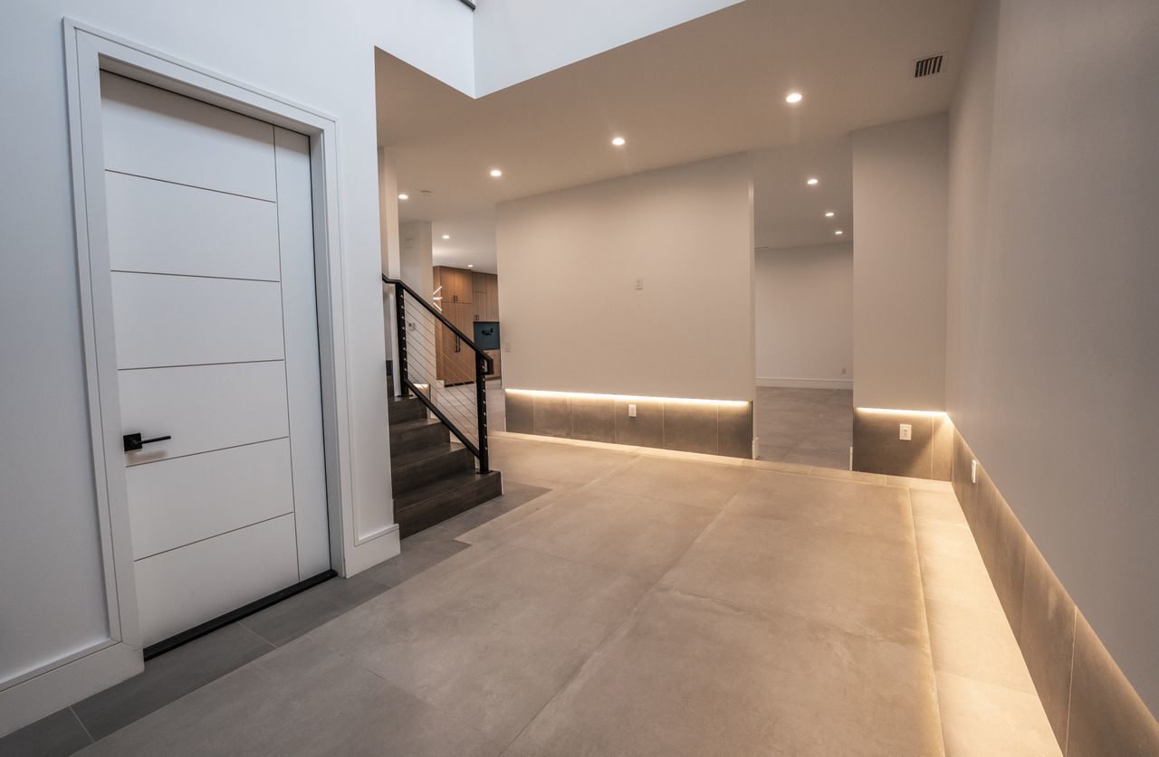 New Built Beauty In South Tampa-Four Bed, Four And A Half Bath property image