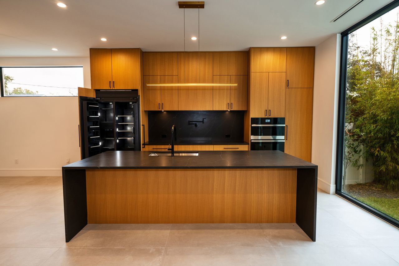 New Built Beauty In South Tampa-Four Bed, Four And A Half Bath property image