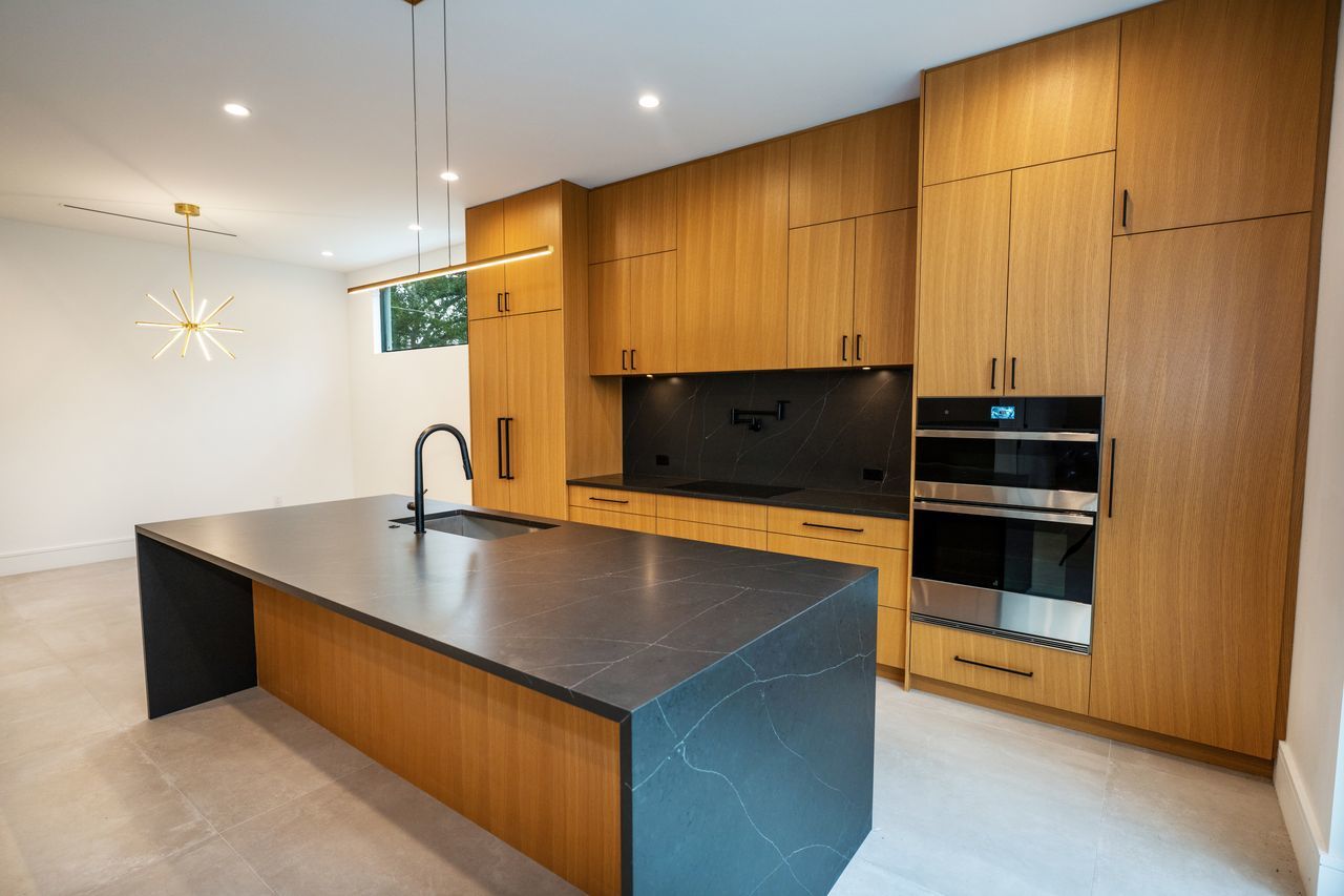 New Built Beauty In South Tampa-Four Bed, Four And A Half Bath property image