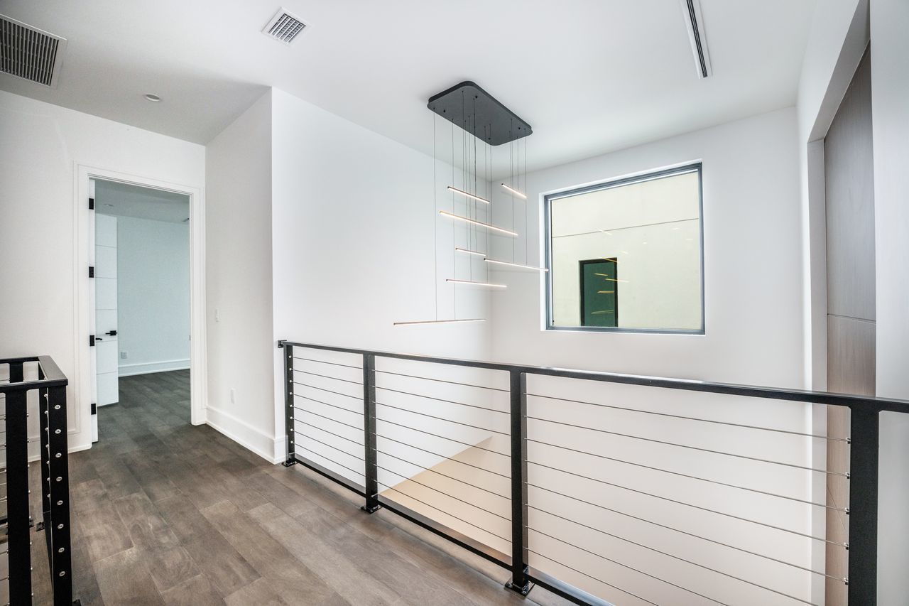 New Built Beauty In South Tampa-Four Bed, Four And A Half Bath property image