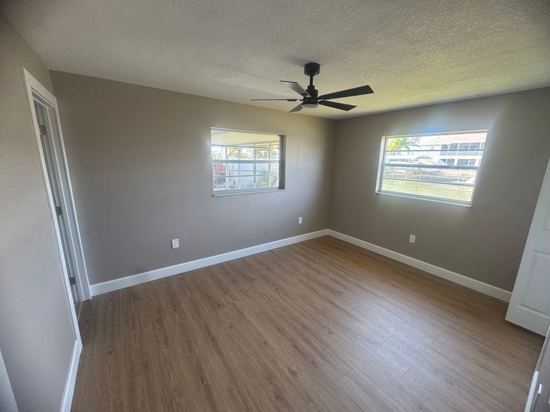 Beautiful And Updated 3 Bed 2 Bath Home On Canal In Hernando Beach property image