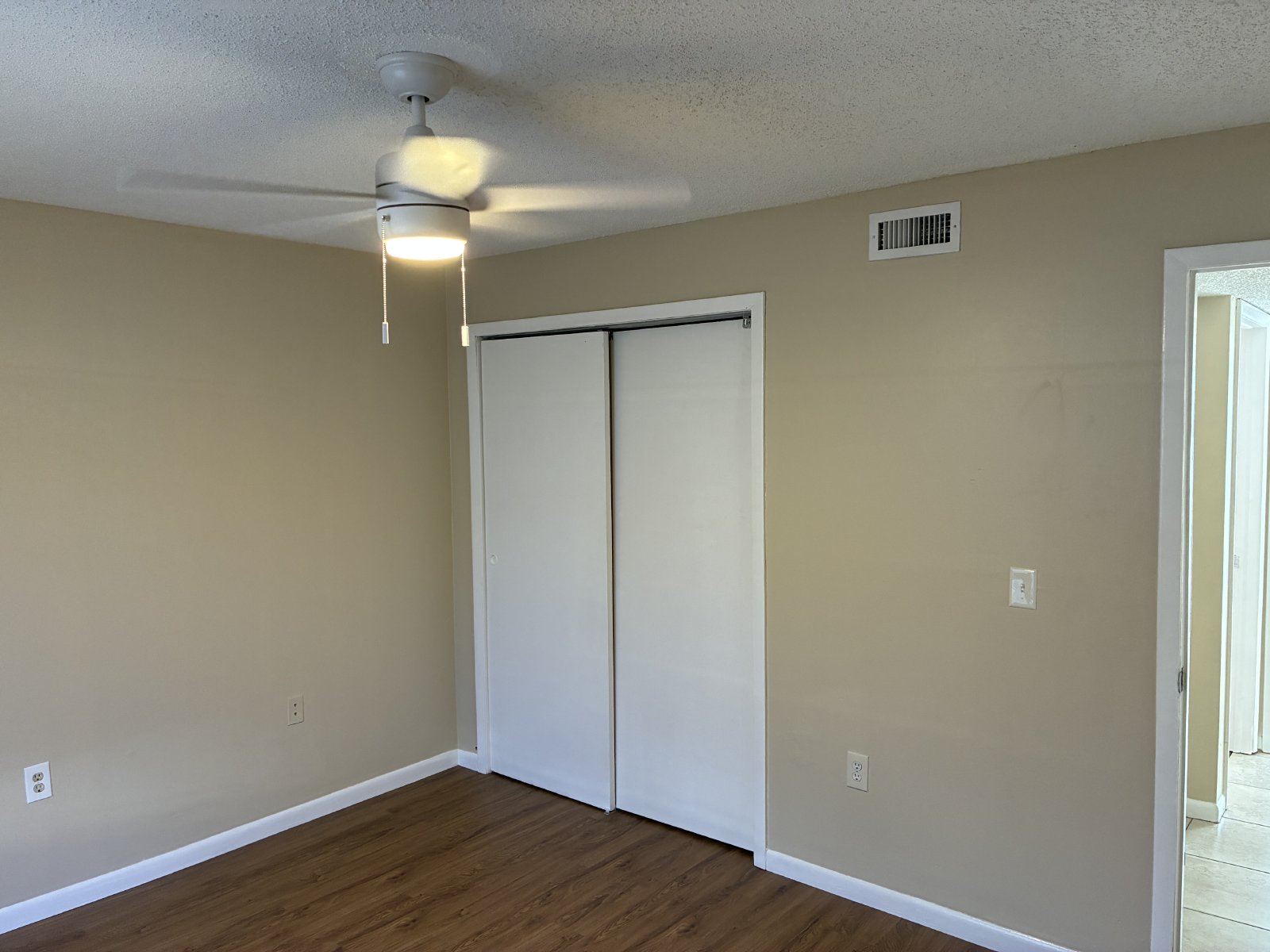 2/1 Apartment Centrally Located Near Gandy & Dale Mabry property image