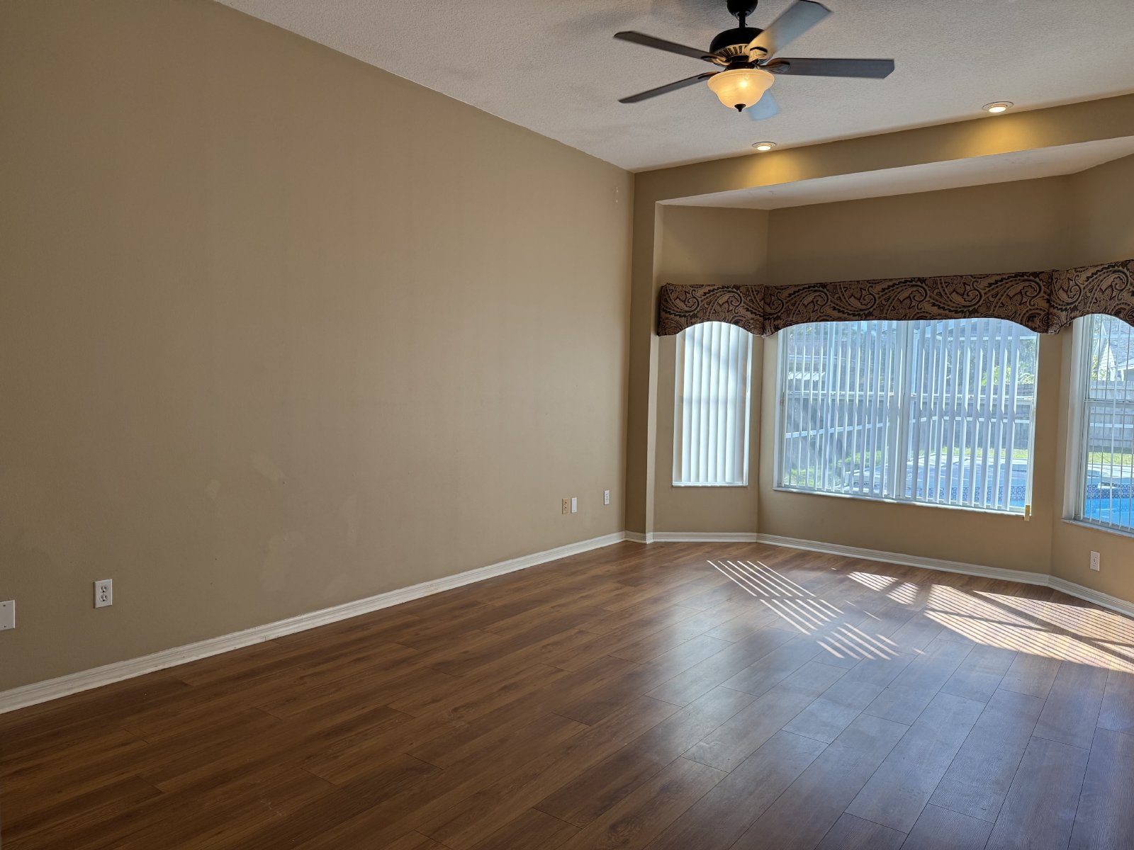 Gorgeous 4/2/2 Pool Home With Wood Floors On 1/2 Acre property image