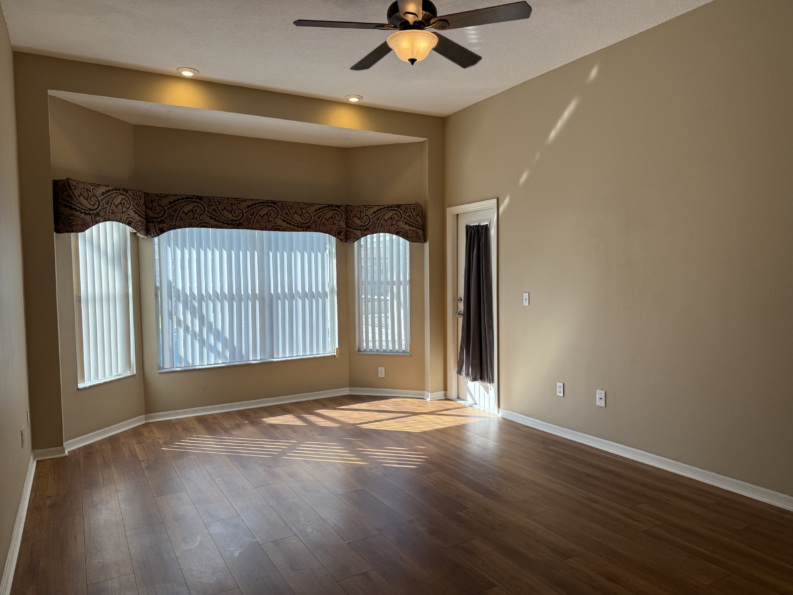 Gorgeous 4/2/2 Pool Home With Wood Floors On 1/2 Acre property image