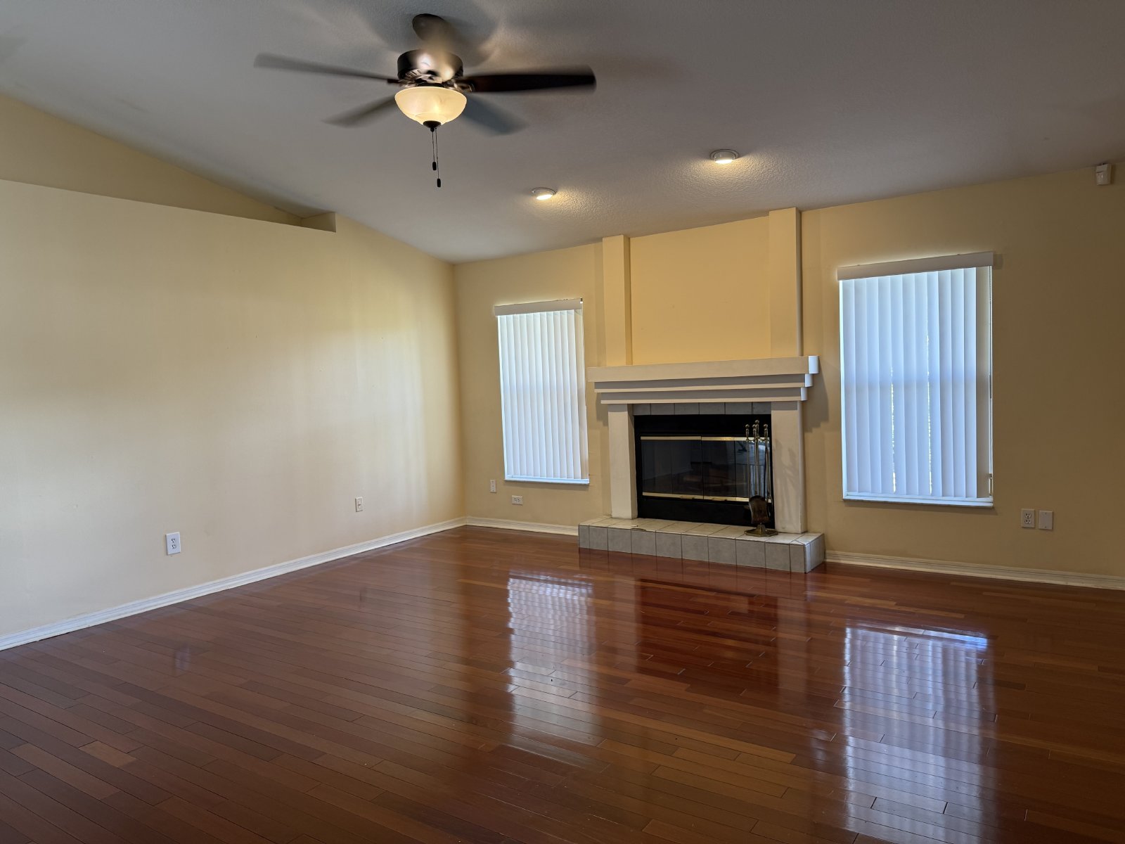 Gorgeous 4/2/2 Pool Home With Wood Floors On 1/2 Acre property image