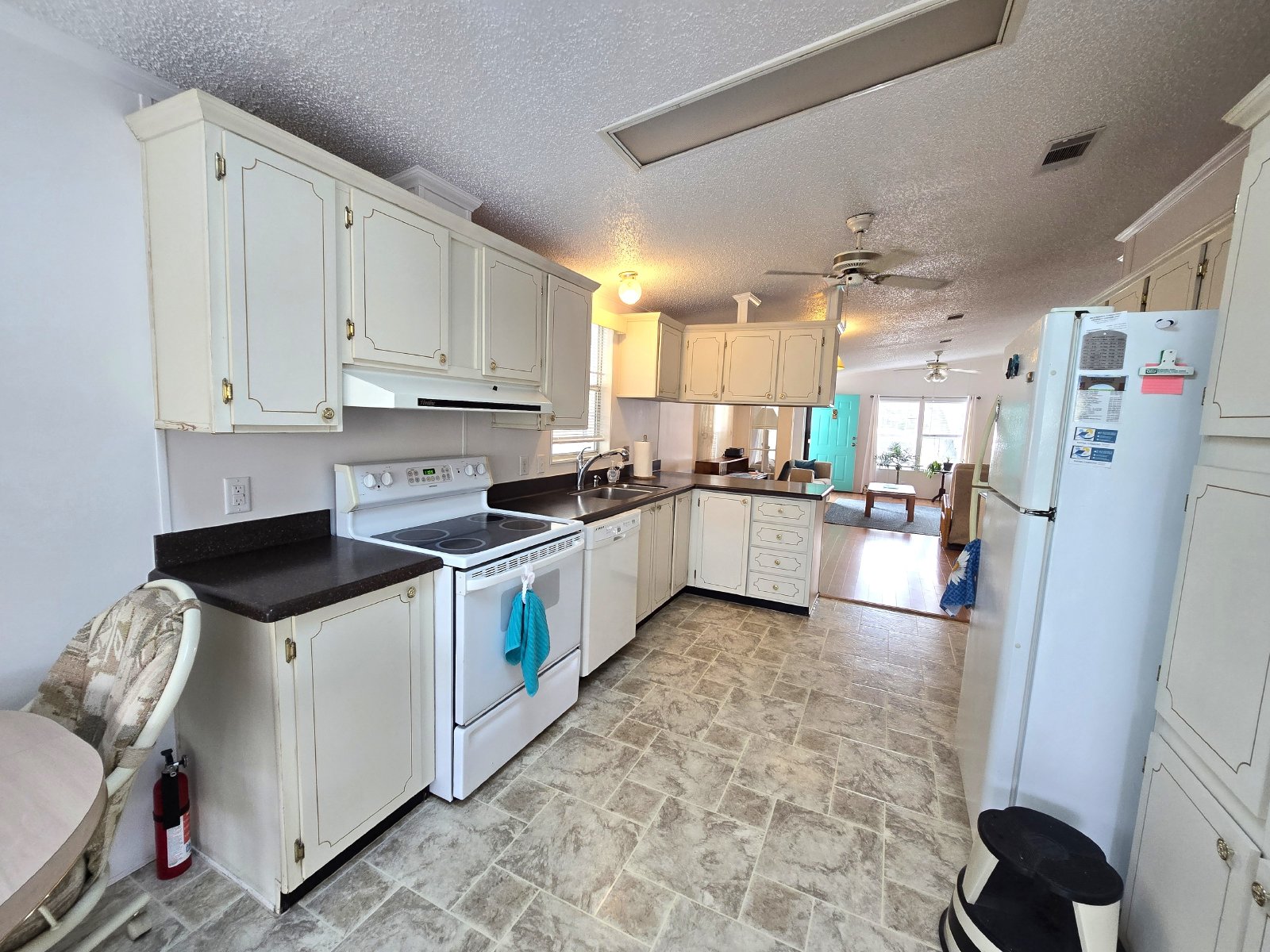 2/2/CP Available 2/1/26 in Brookridge 55+ Community! property image