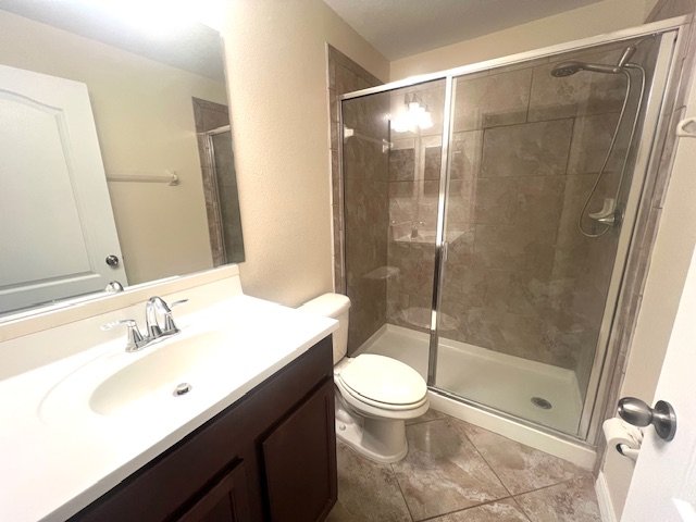 IMMACULATE!  2 BEDROOM 2.5 BATH TOWN HOME MEADOW POINTE! property image