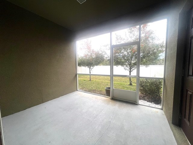 IMMACULATE!  2 BEDROOM 2.5 BATH TOWN HOME MEADOW POINTE! property image