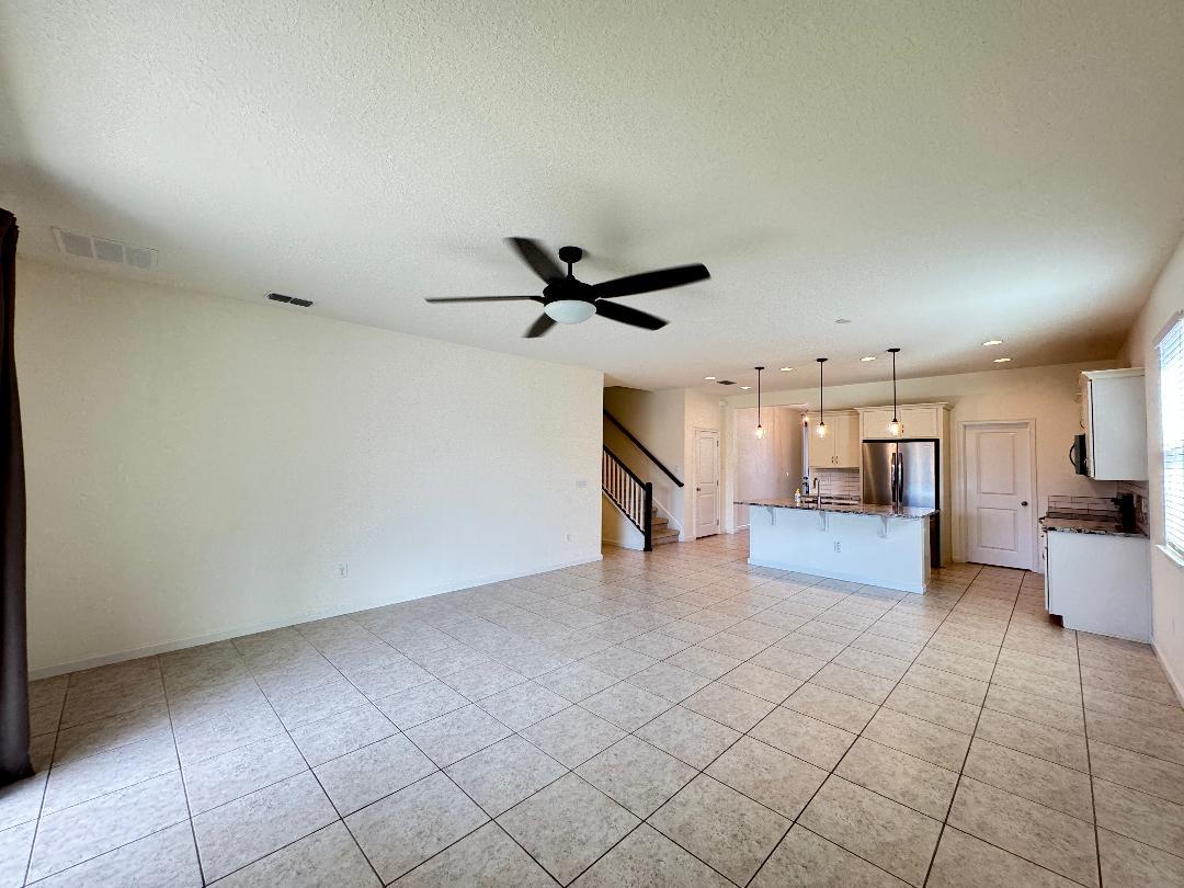 Gorgeous 4/2.5 Fenced Home property image