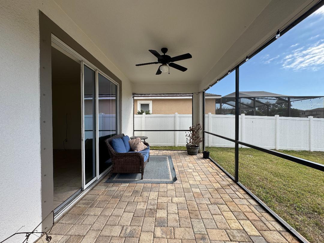 Gorgeous 4/2.5 Fenced Home property image