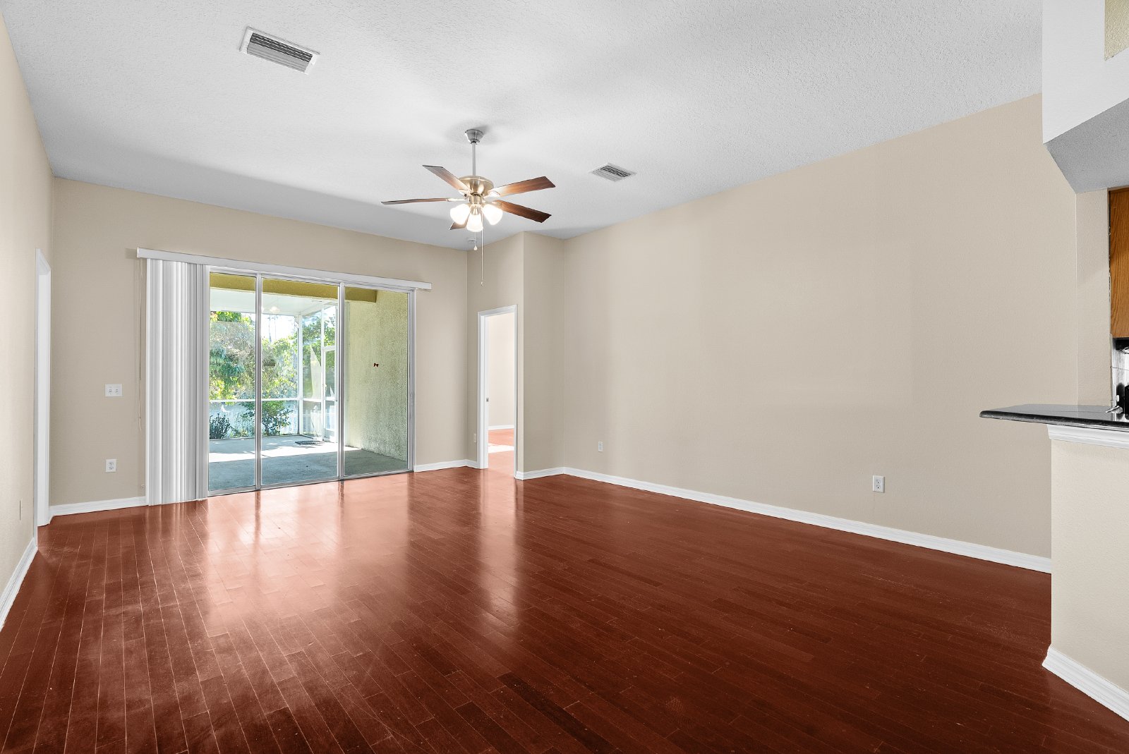 4 Bedroom 2 Bath Home In Lutz property image