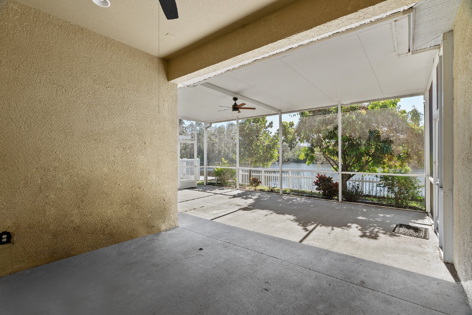 4 Bedroom 2 Bath Home In Lutz property image