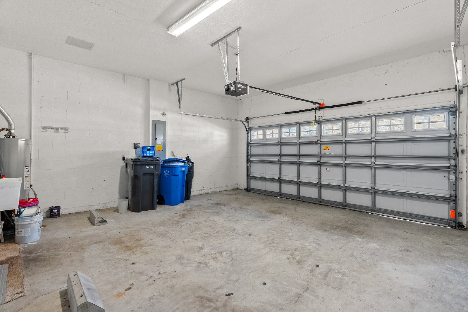 4 Bedroom 2 Bath Home In Lutz property image