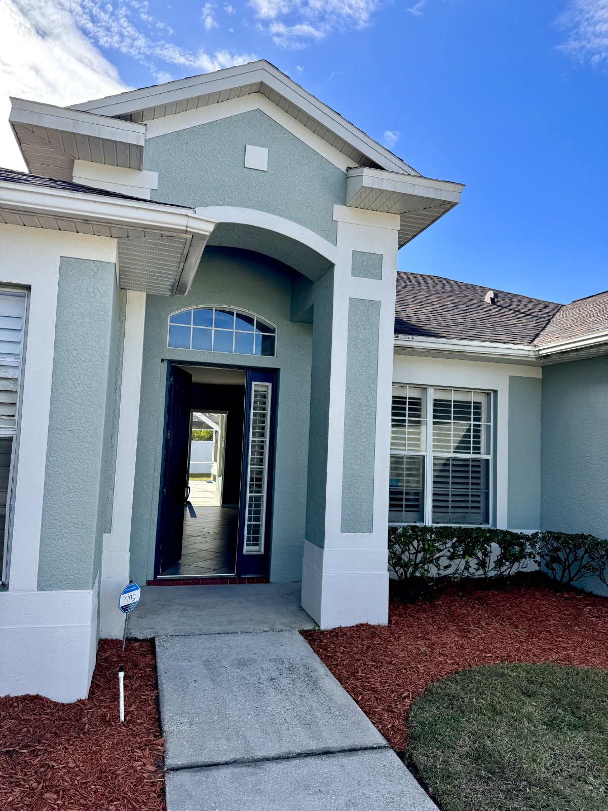 Fully Fenced 4Br/3Ba Pool Home For Rent Located In Valencia Gardens property image