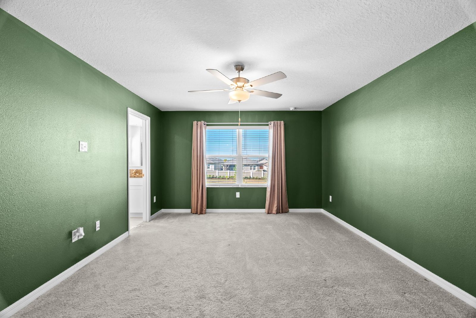 3 Bedroom 3 Bathroom Home In San Antonio property image