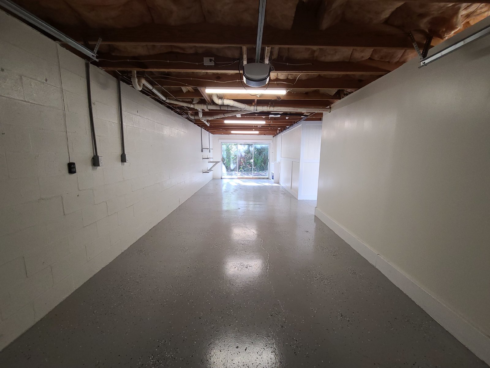 Beautifully Remodeled 2/2/2 Townhome property image