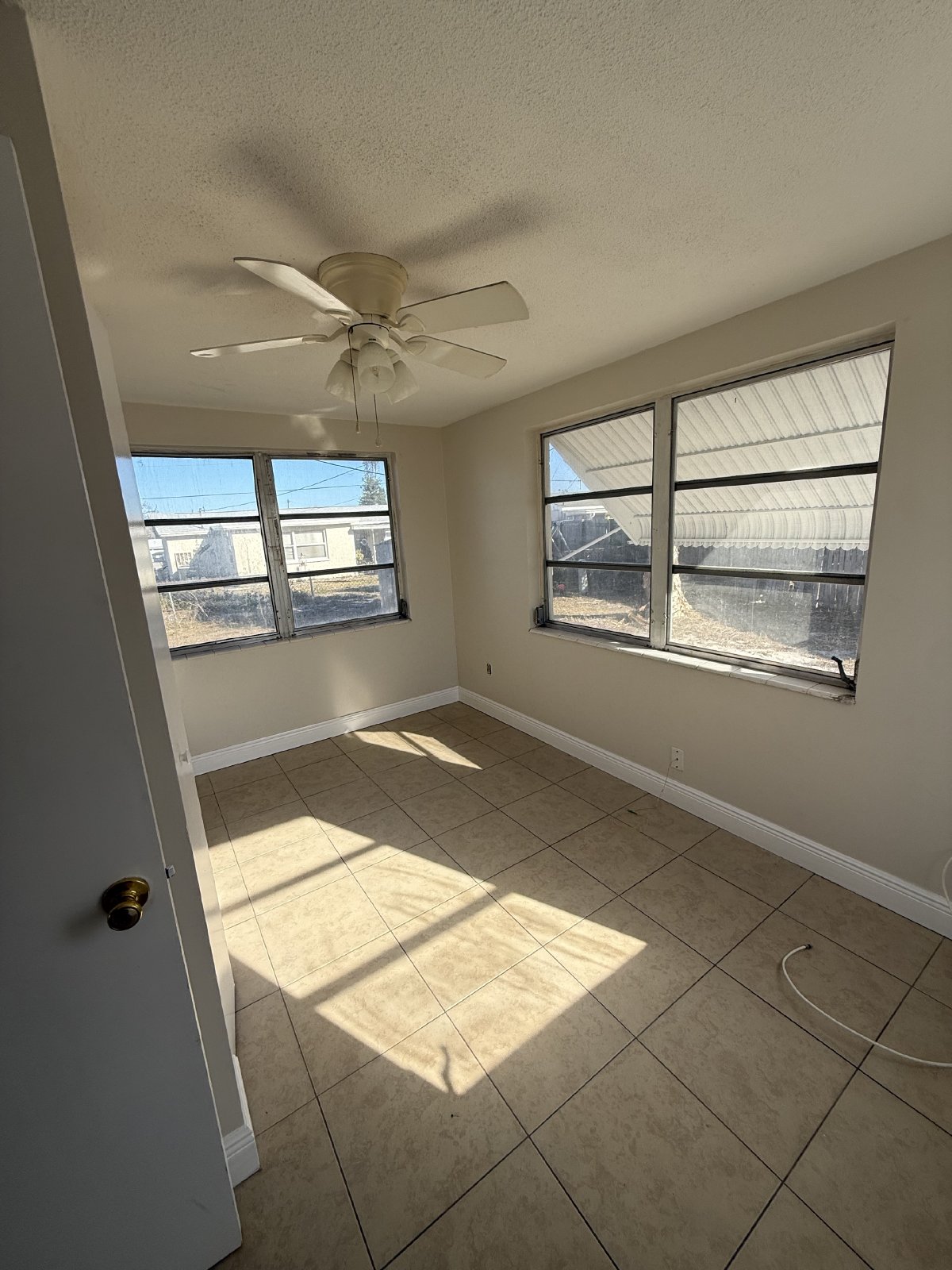 3 Bedroom, 2 Bath property image