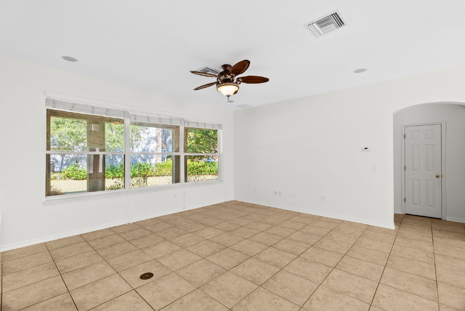 4 Bedroom 3 1/2 Bath 3 Car Garage Home In Buckingham At Tampa Palms property image