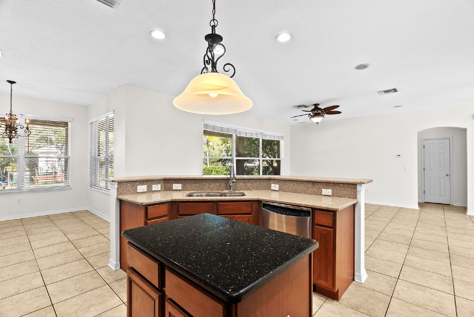 4 Bedroom 3 1/2 Bath 3 Car Garage Home In Buckingham At Tampa Palms property image