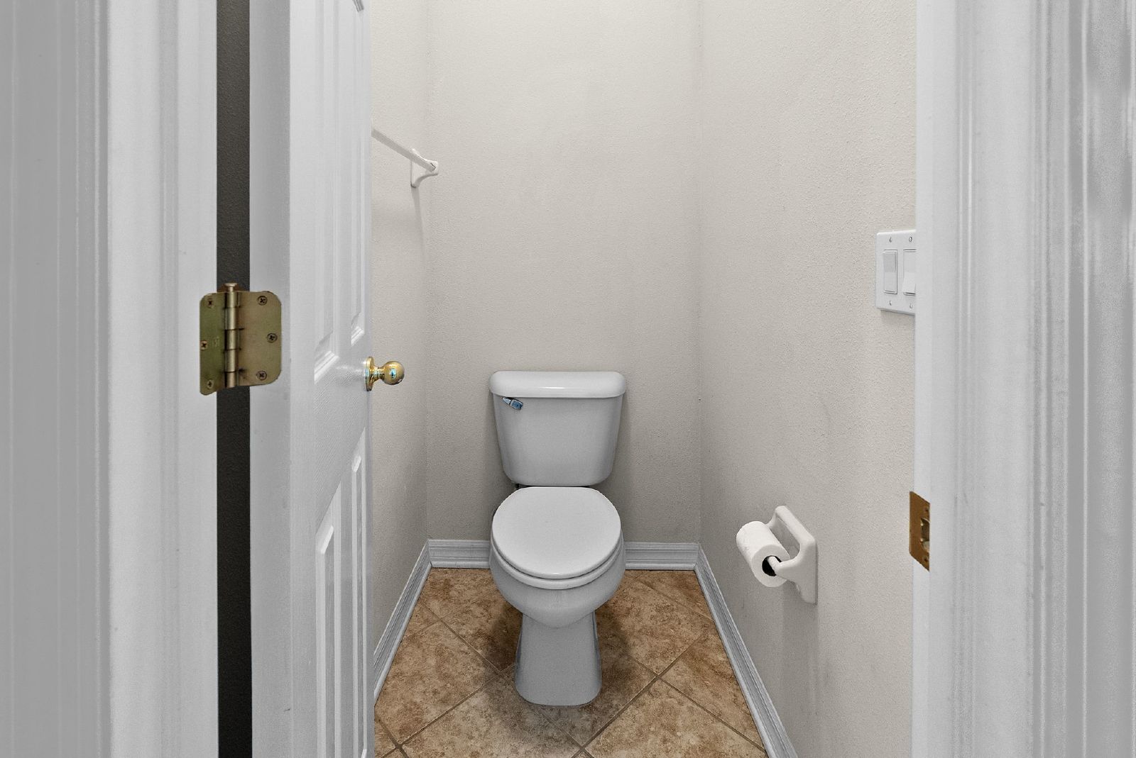 4 Bedroom 3 1/2 Bath 3 Car Garage Home In Buckingham At Tampa Palms property image