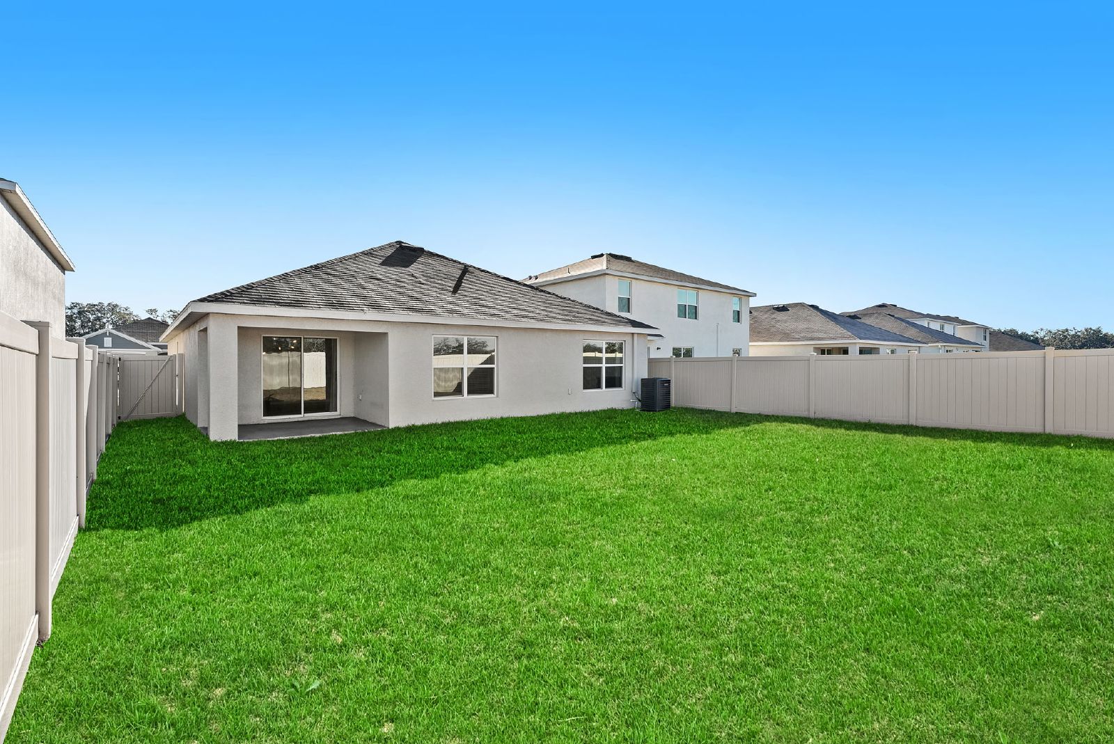 First Time Rental 4 Bed 2 Bath Fenced In Yard property image