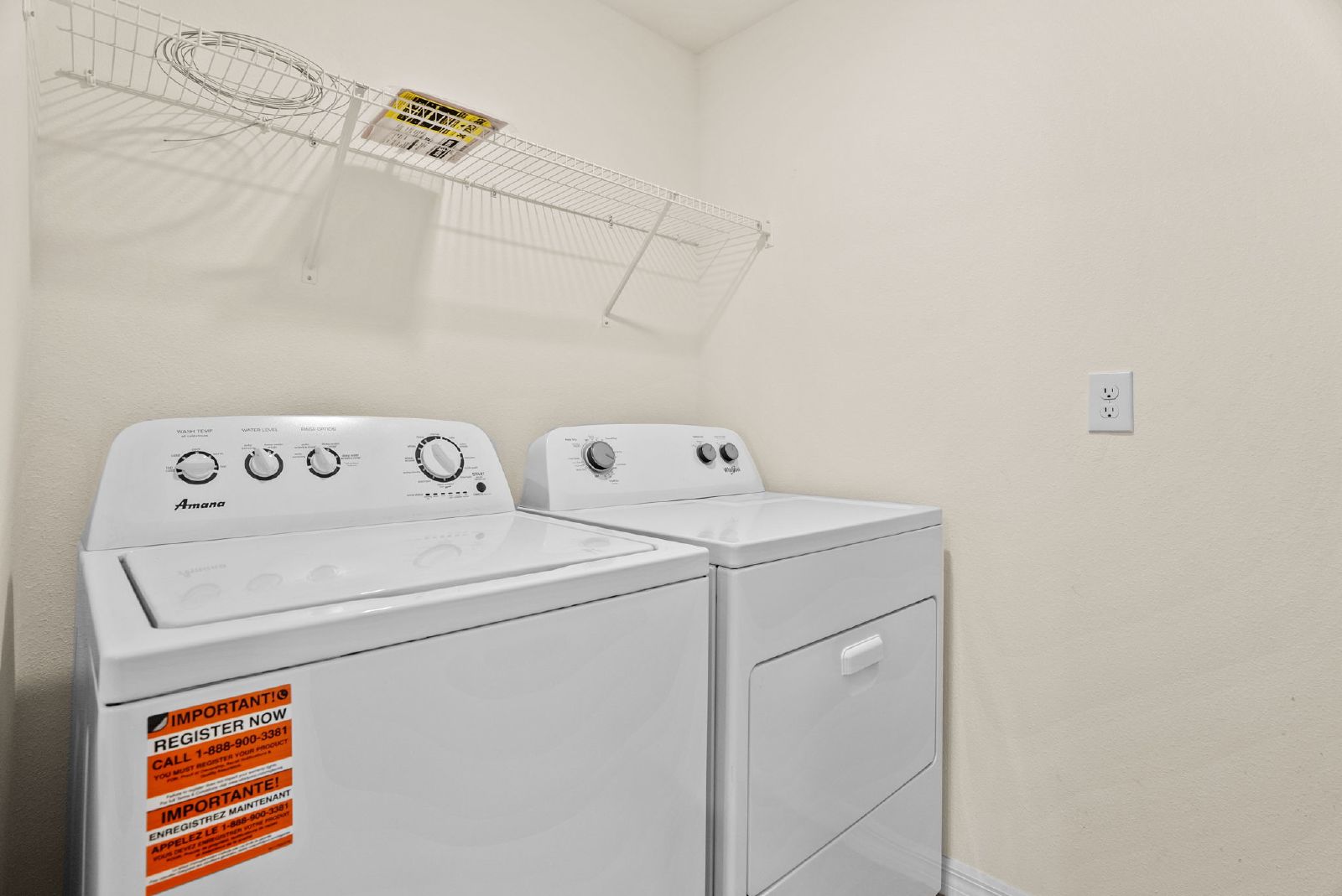 First Time Rental 4 Bed 2 Bath Fenced In Yard property image