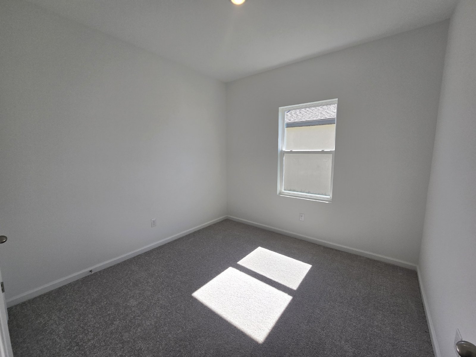 BRAND NEW 2025 3/2/2 In The New Pine Cone Reserve In Brooksville, FL! property image