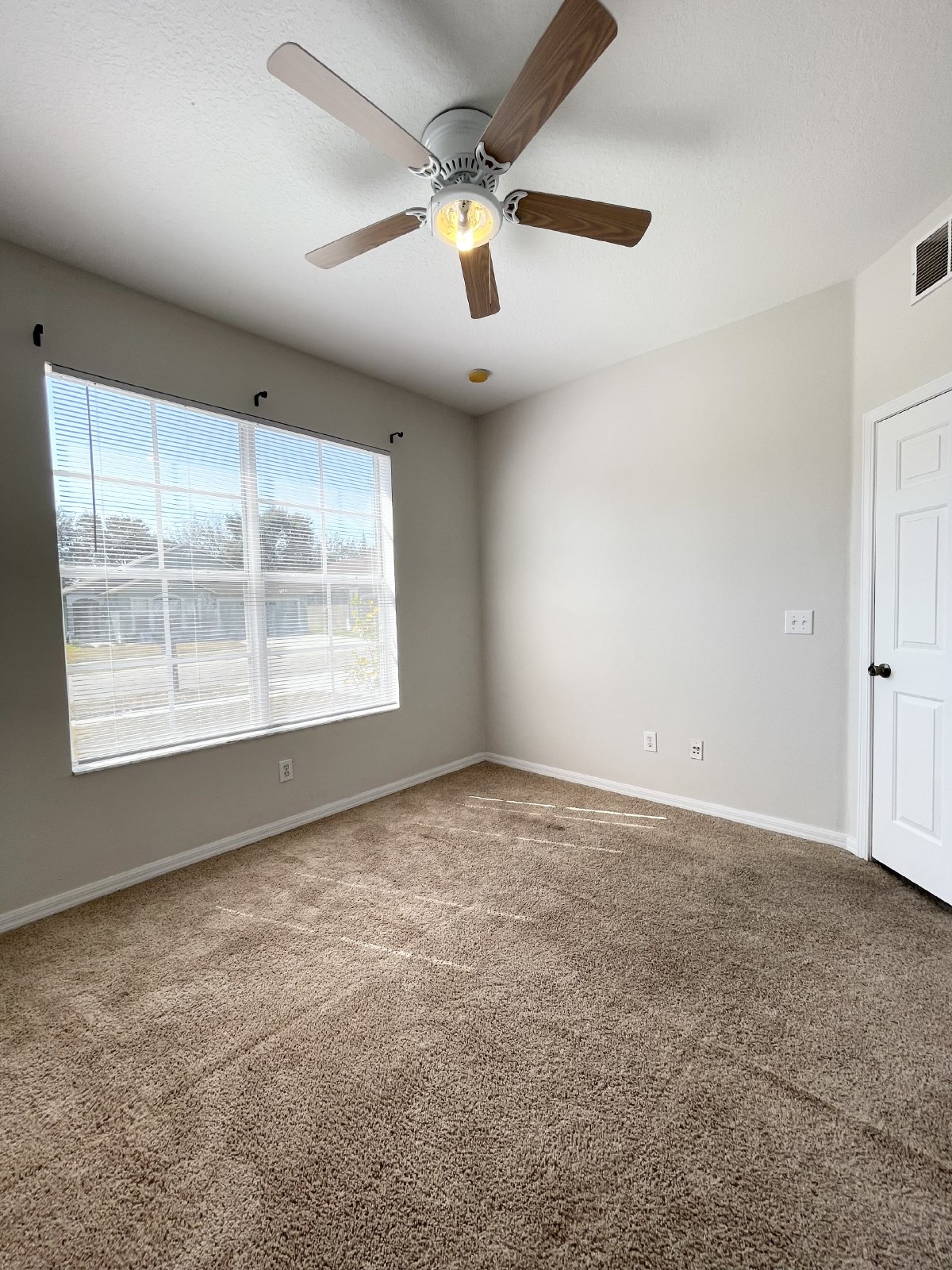 Move-In Ready 4 Bed, 2 Bath Home In Land O Lakes property image