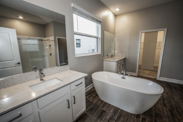 Beautiful 5 Bed, 4 Bath In Connerton property image