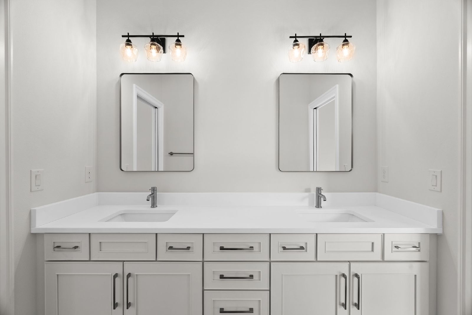 NEW CONSTRUCTION! FIRST TIME RENTAL/OCCUPIED Available For Rent!!! property image