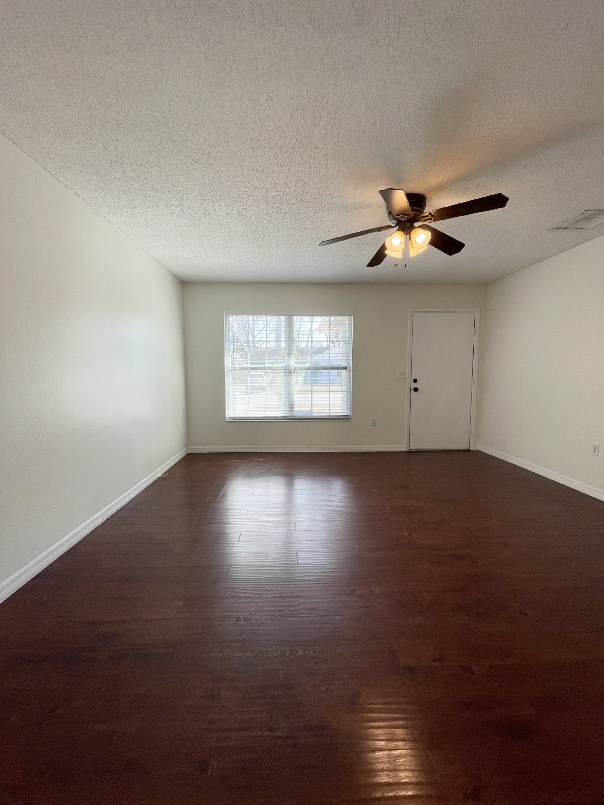 3 Bed, 2 Bath Home In New Port Richey property image