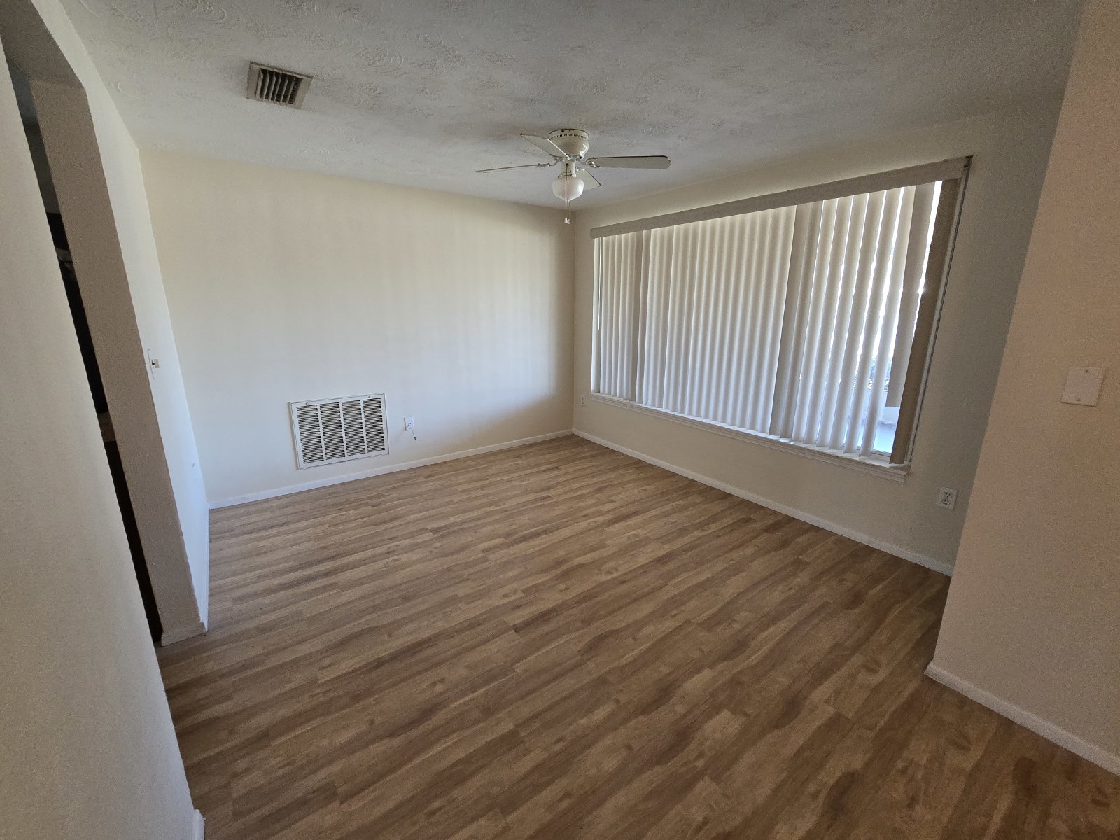 3 Bedroom In Aloha Gardens In Holiday! property image