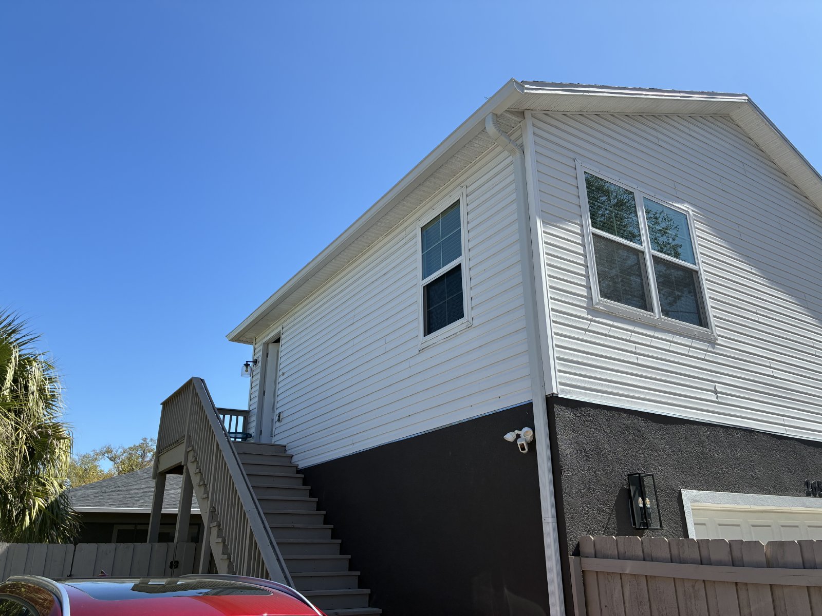 Adorable 1/1 Garage Apartment property image