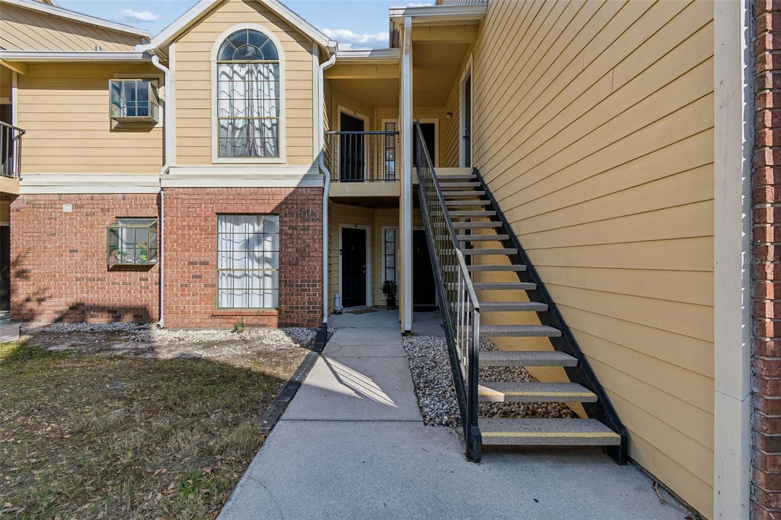 Beautifully Updated Condo For Rent! property image