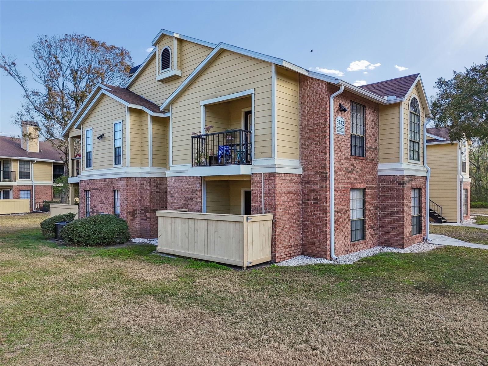 Beautifully Updated Condo For Rent! property image