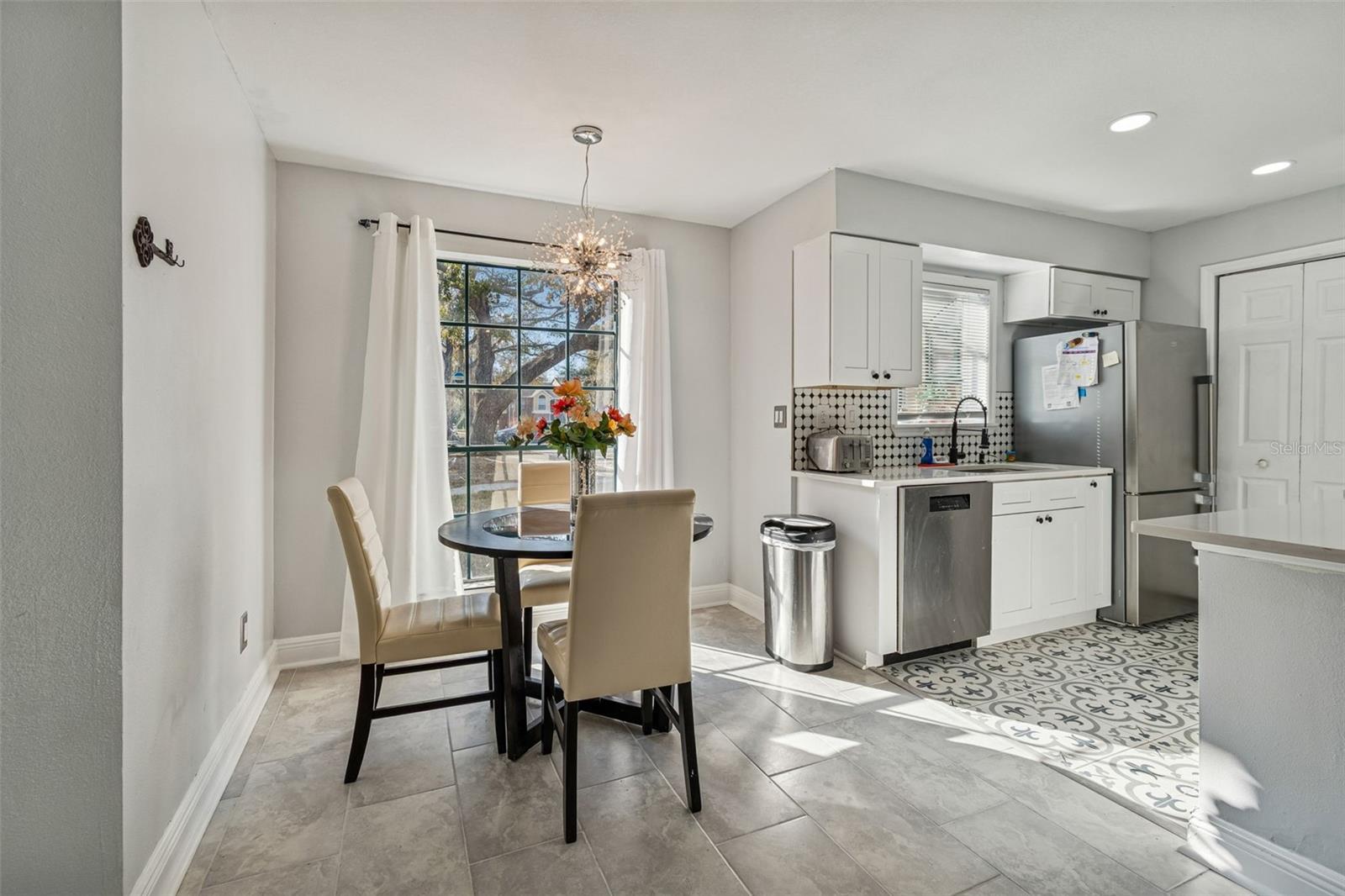 Beautifully Updated Condo For Rent! property image