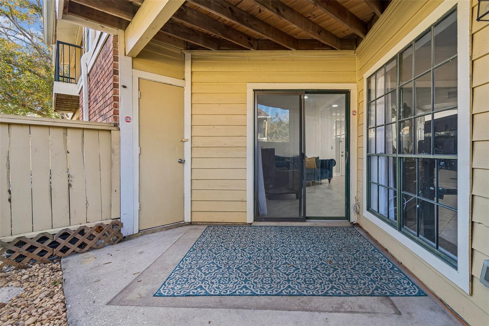 Beautifully Updated Condo For Rent! property image