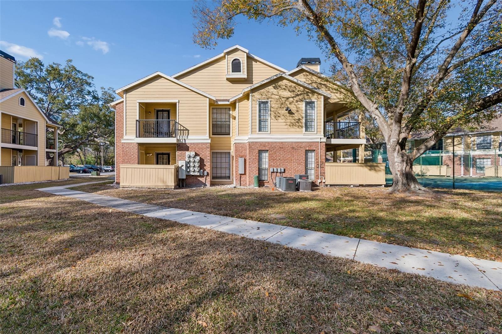 Beautifully Updated Condo For Rent! property image