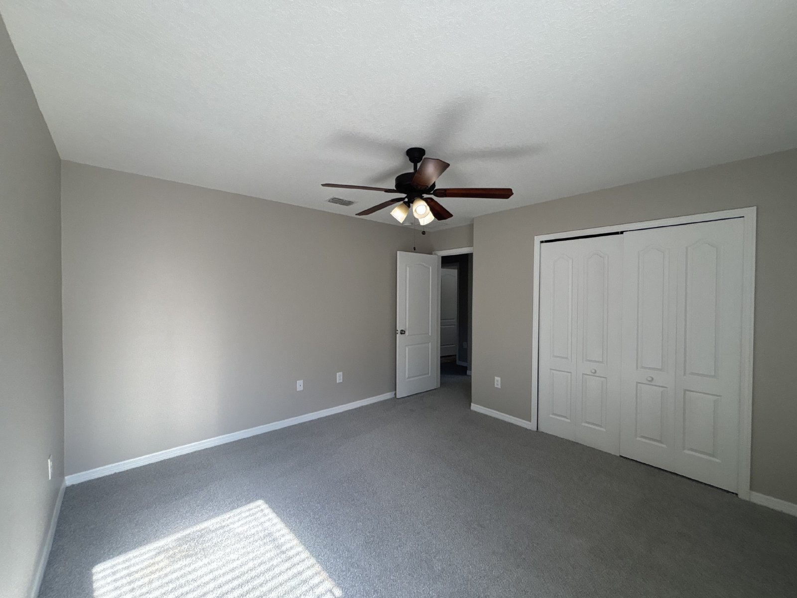 AWESOME BEAUTIFUL HOME property image