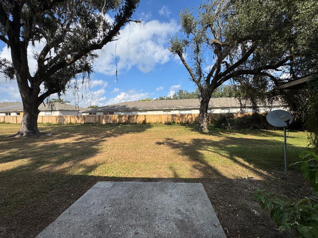 2/1 Duplex On Quiet Dead End Street property image