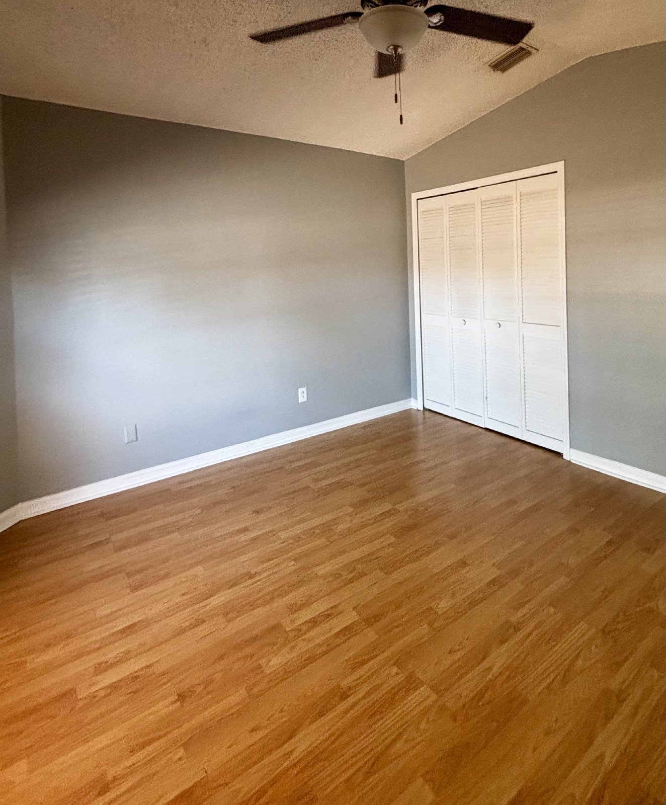 POOL Home 3Bed/2Bath/2 Car Garage property image