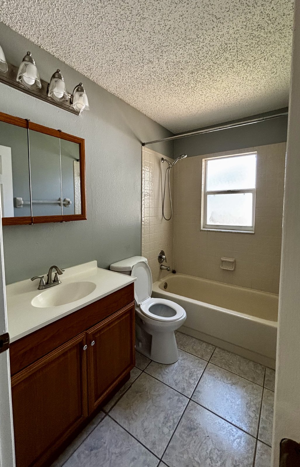 POOL Home 3Bed/2Bath/2 Car Garage property image