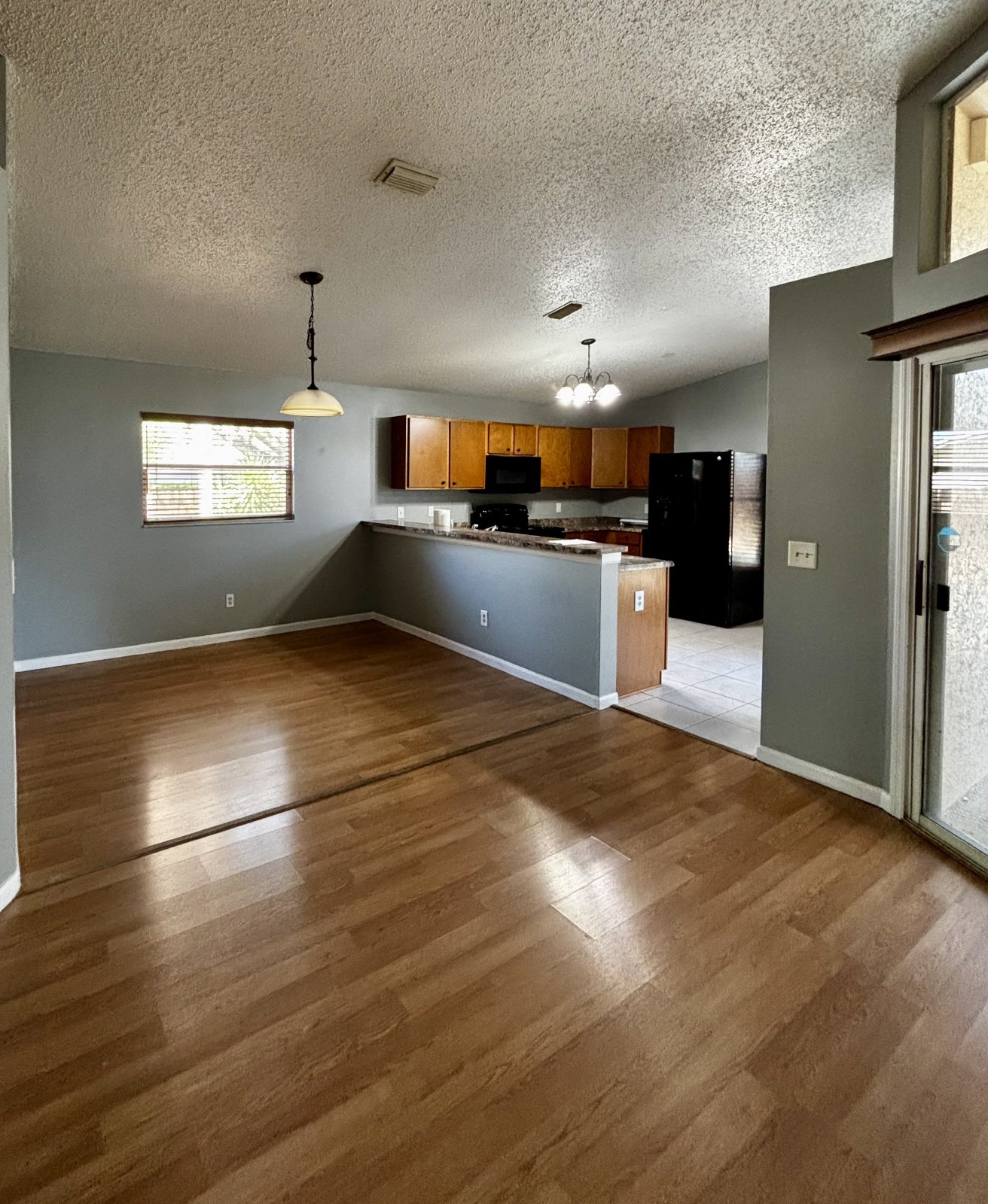 POOL Home 3Bed/2Bath/2 Car Garage property image