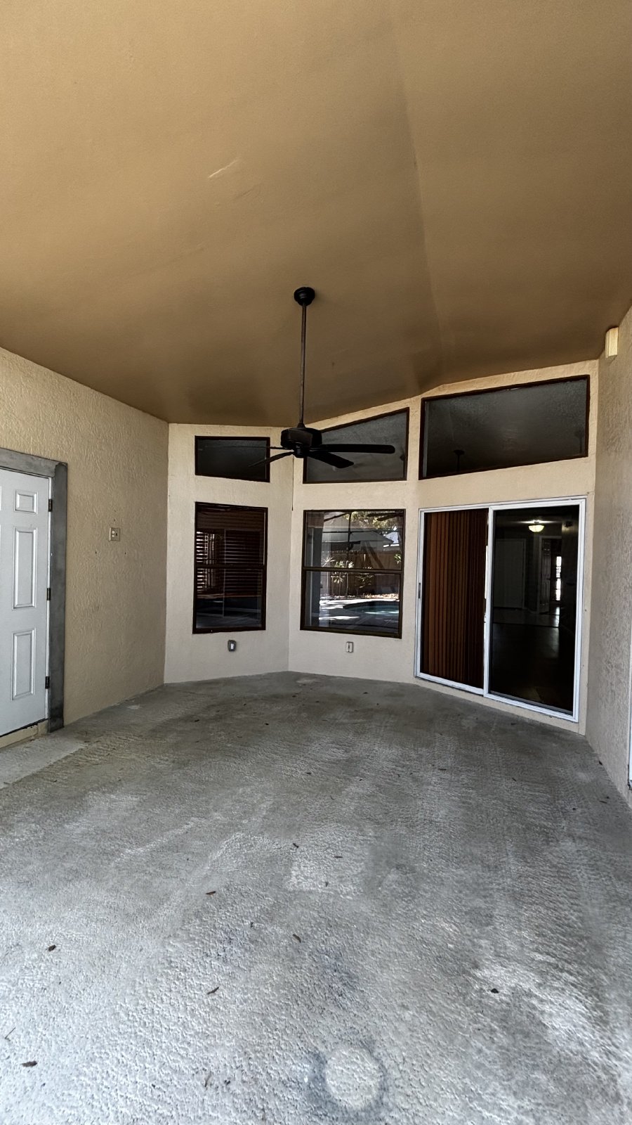 POOL Home 3Bed/2Bath/2 Car Garage property image