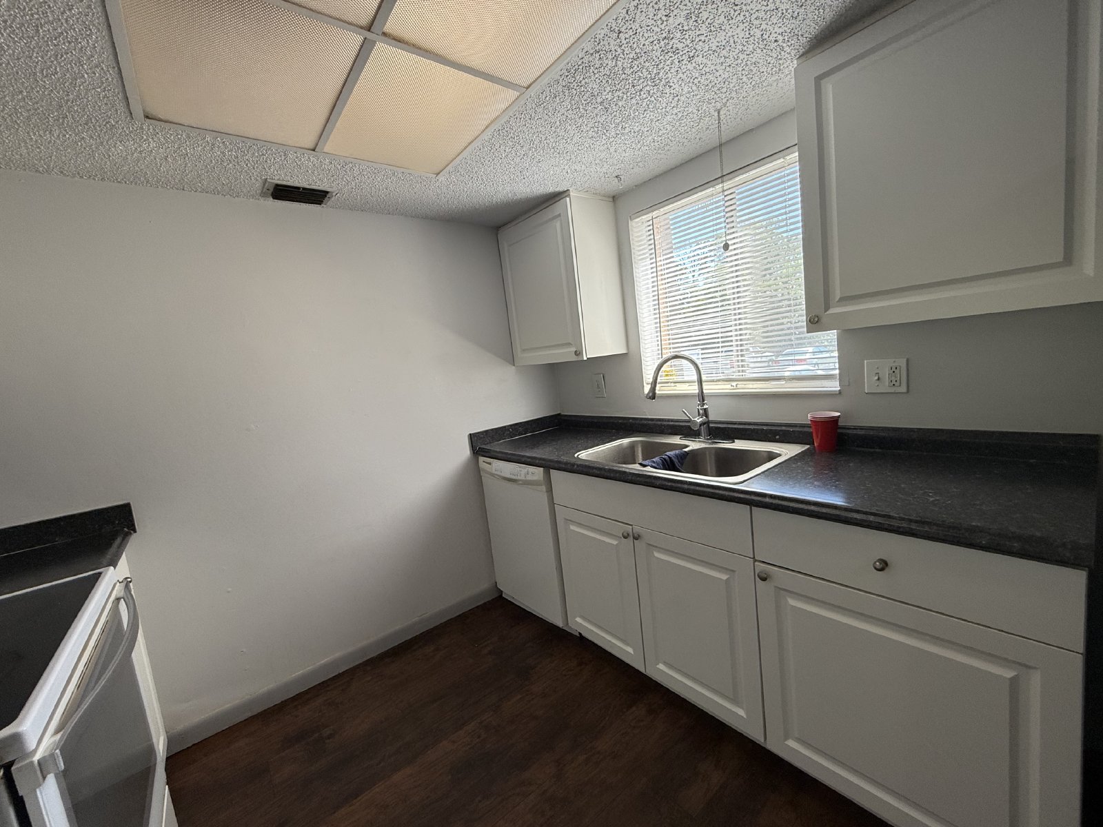 1 Bedroom, 1 Bath Condo In St Petersburg property image