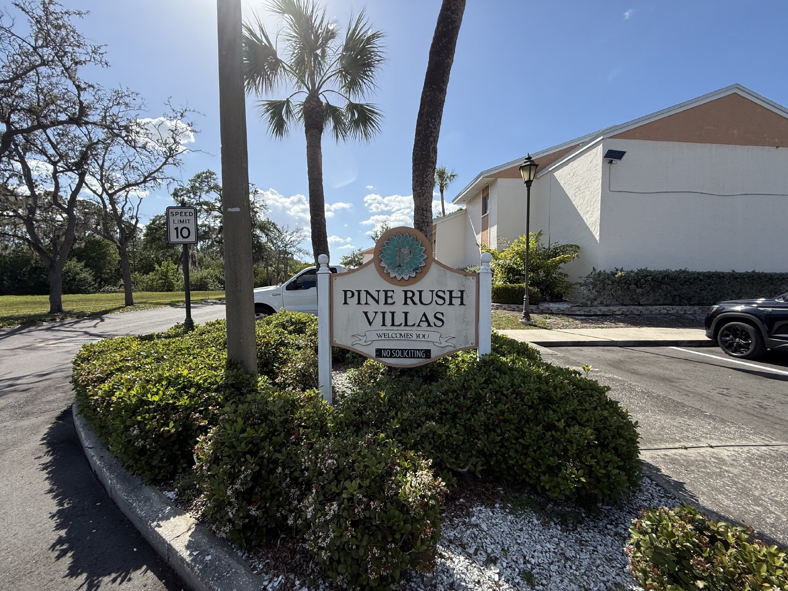 1 Bedroom, 1 Bath Condo In St Petersburg property image